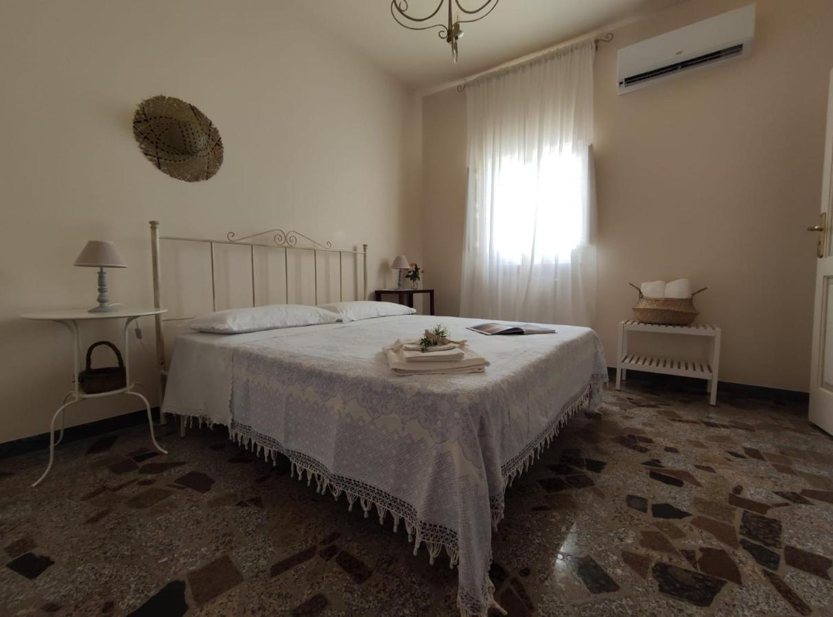 Вілла Residenza "I Tre Carrubi " Фазано Екстер'єр фото